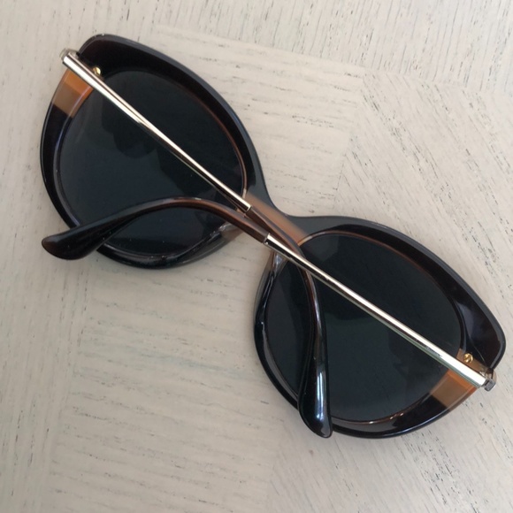 Salvatore Ferragamo Sunglasses main image 5